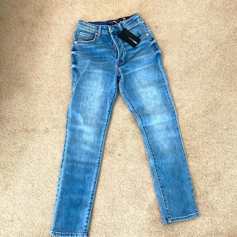 NEW WITH TAGS Fashionova Jeans